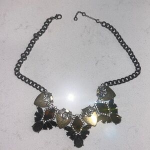Statement necklace